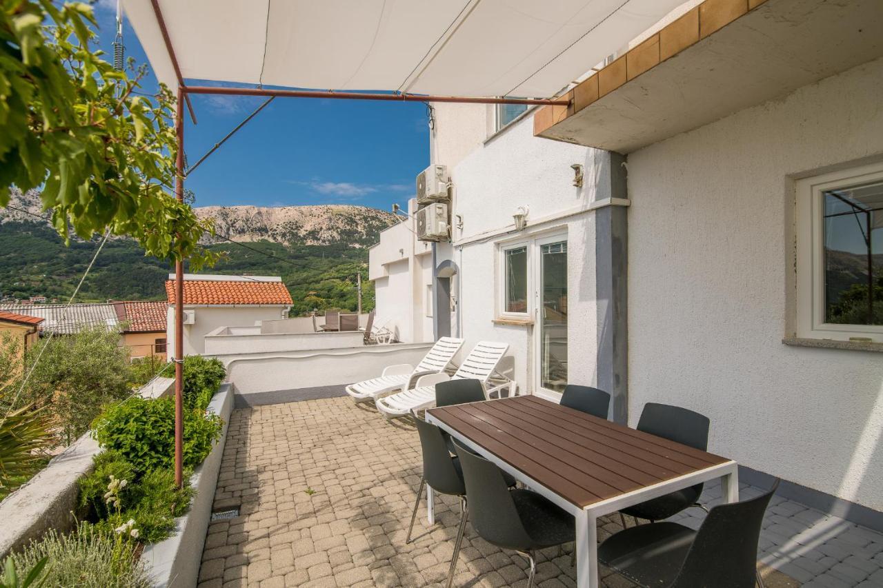 Apartmani M Baška Exterior foto