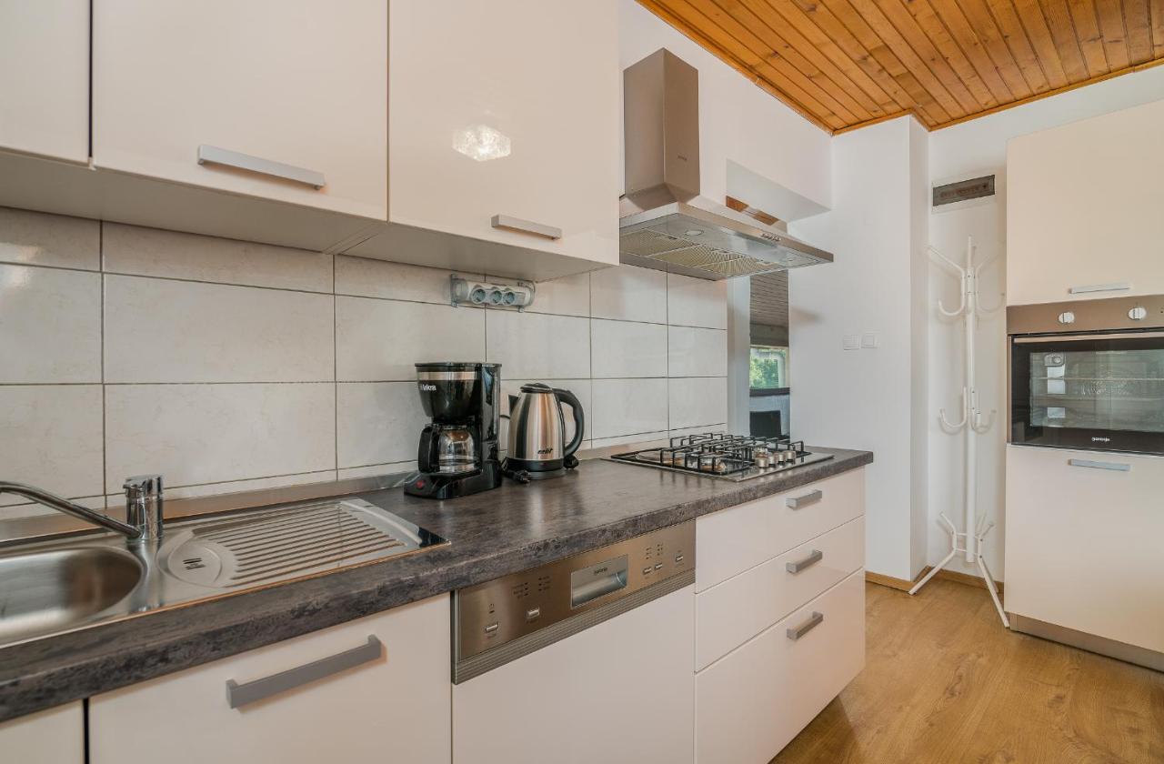 Apartmani M Baška Exterior foto