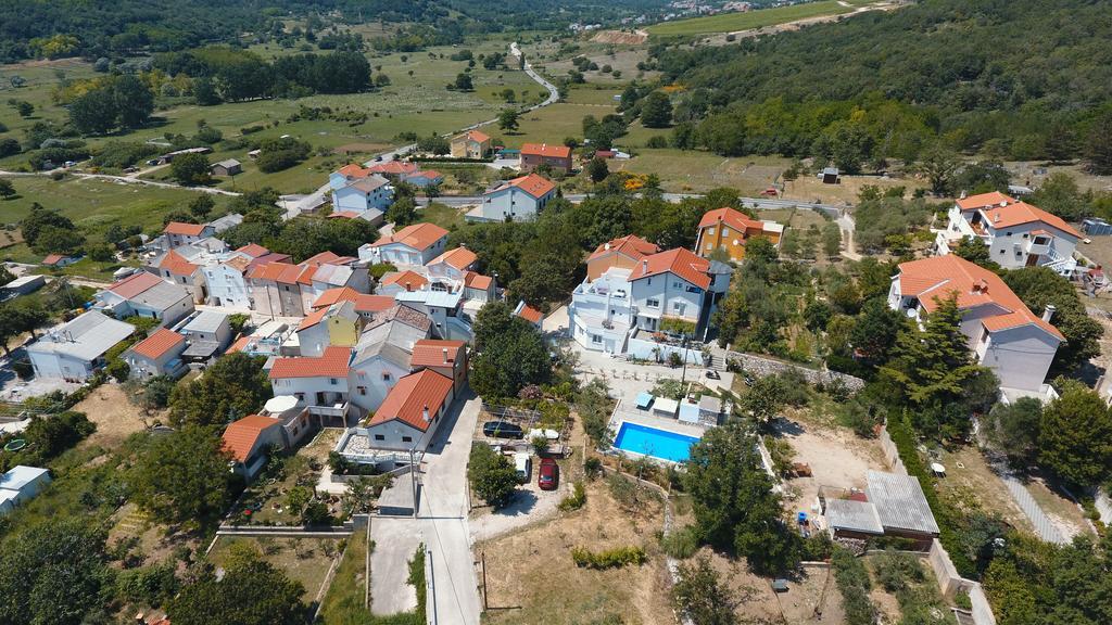 Apartmani M Baška Exterior foto
