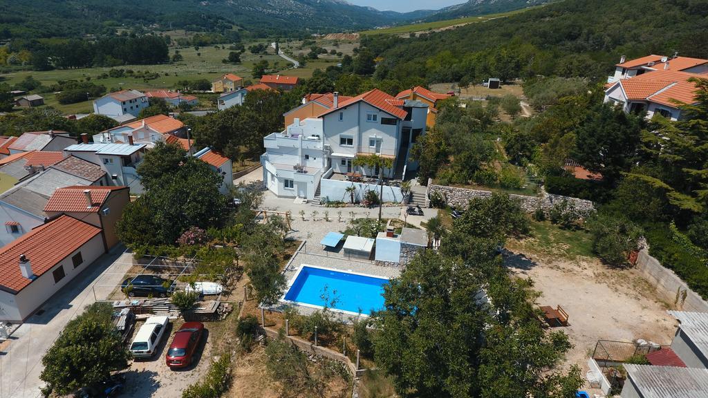 Apartmani M Baška Exterior foto